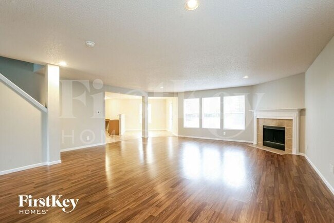 Building Photo - 12649 White Rabbit Dr