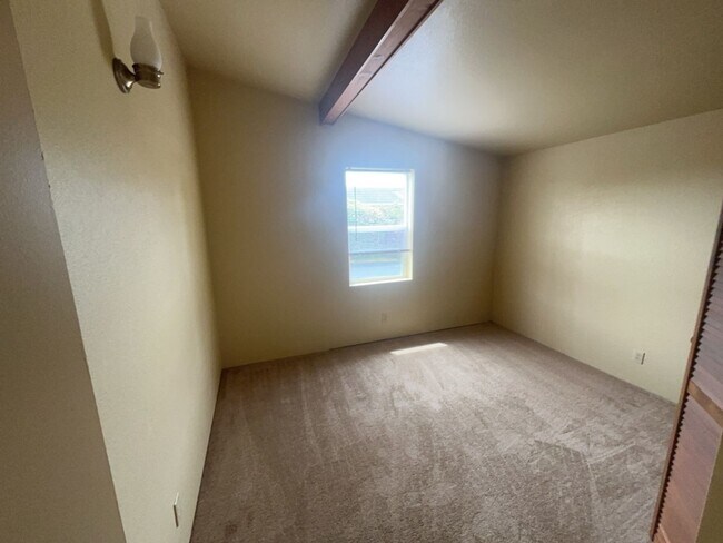 Building Photo - 3-Bedroom home on quiet Myrtle Town street