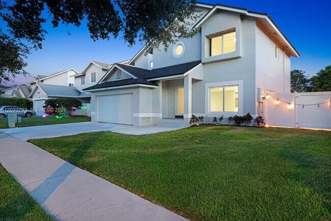 Building Photo - 9650 SW 9th Ct