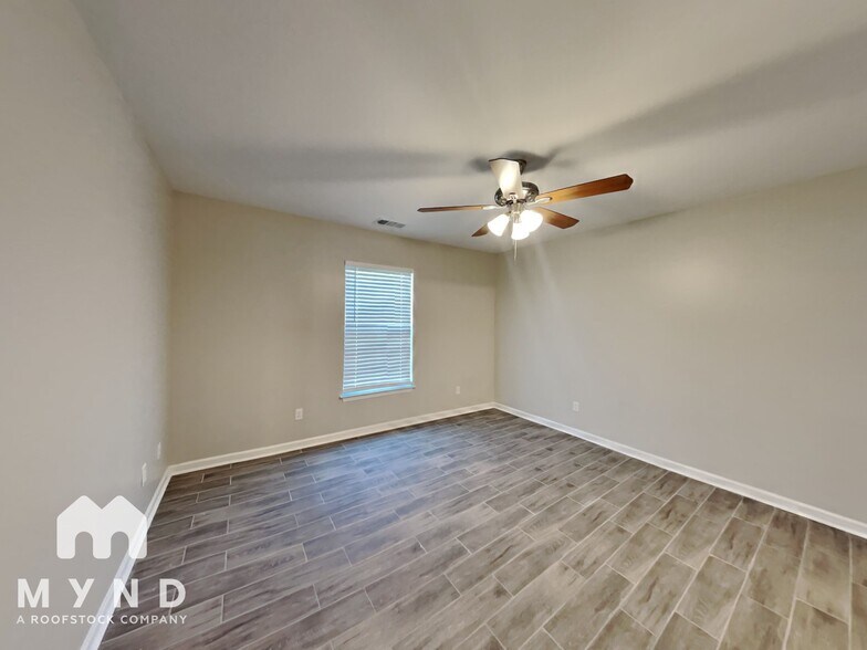 Building Photo - 5581 Ricky Ln