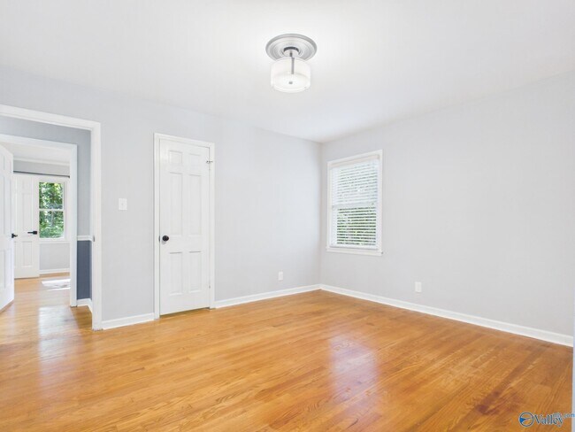 Building Photo - 6808 Jones Valley Dr SE