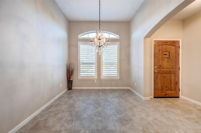 Building Photo - 23831 Villa Lisa Dr