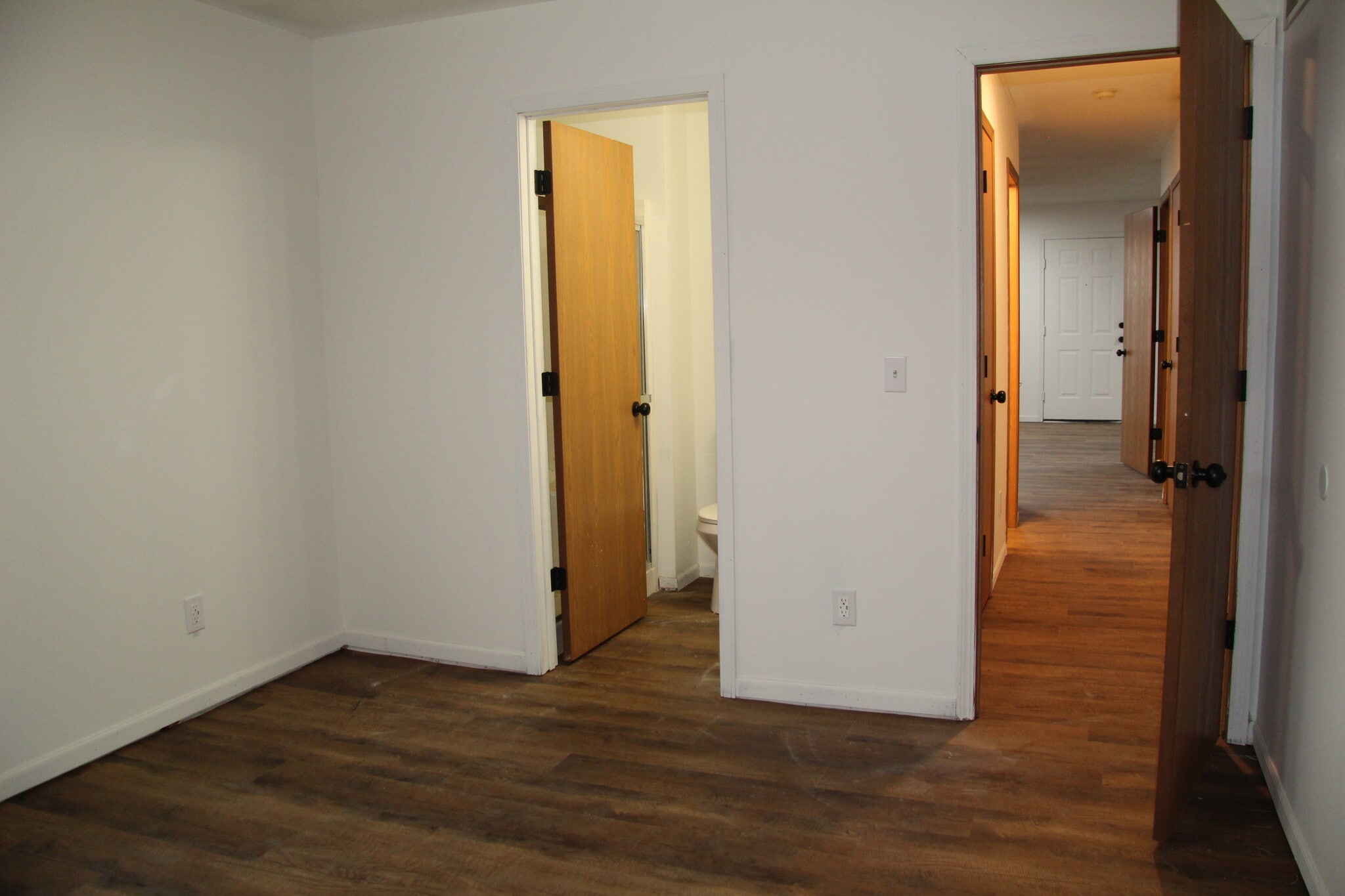 Building Photo - 2225 Columbus Cir