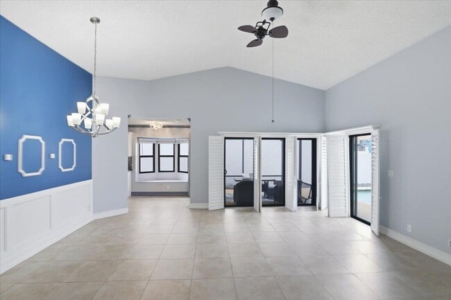Building Photo - 21583 Villa Nova Dr