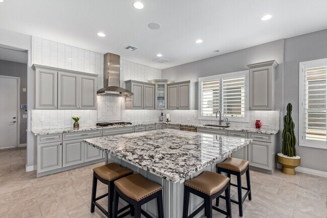 Building Photo - Luxury Lifestyle in Queen Creek AZ
