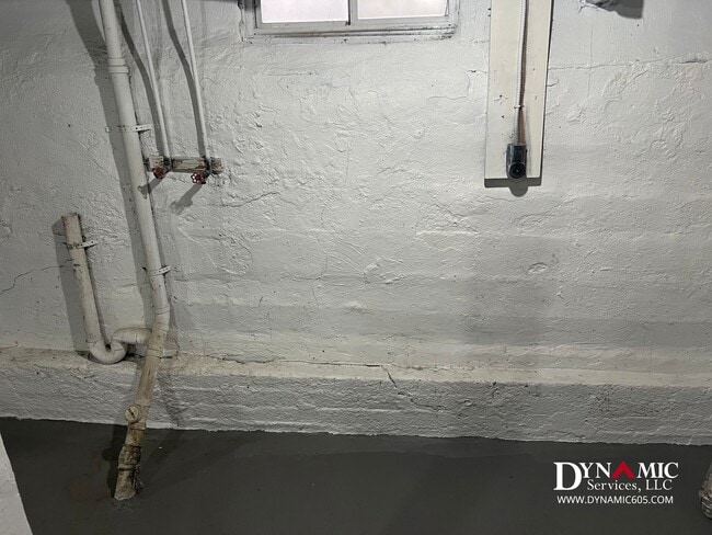 Building Photo - 3 Bedroom, 1 Bathroom House By Augustana &...