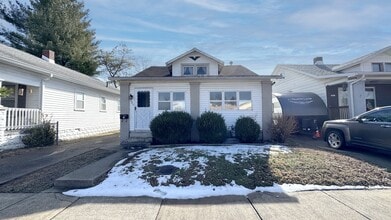 Building Photo - 321 E Tennessee St