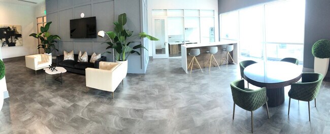 Building Photo - 13154 Ballantyne Corporate Pl