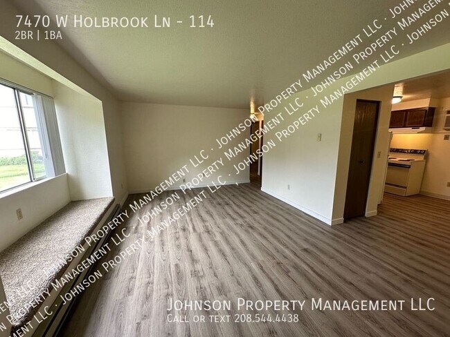 Building Photo - 7470 W Holbrook Ln