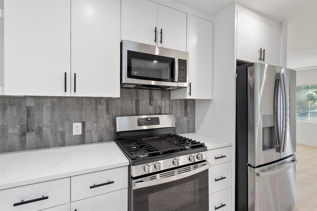 Building Photo - 406 Hammack Dr