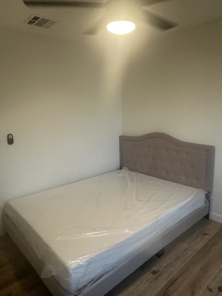 Building Photo - 12610 Maryvine St