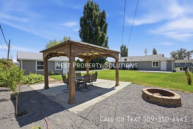 Building Photo - 912 S Alderwood Dr