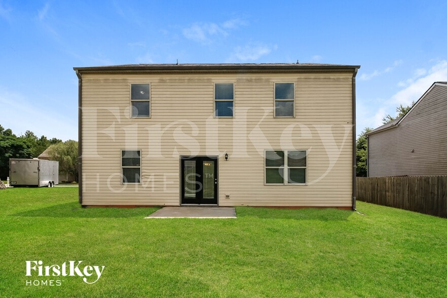 Building Photo - 5519 Luther Ct
