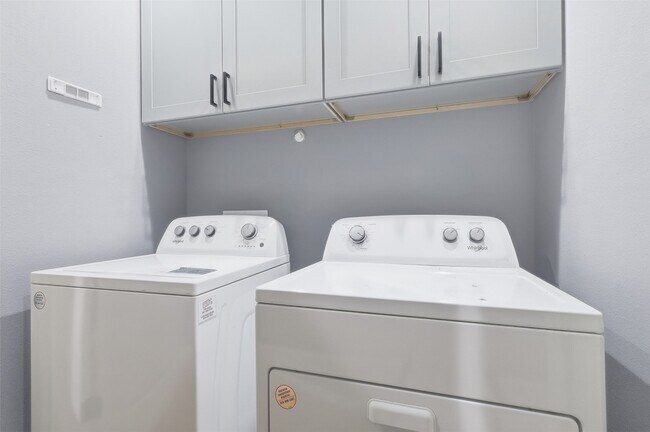 Building Photo - 6734 Avenue P