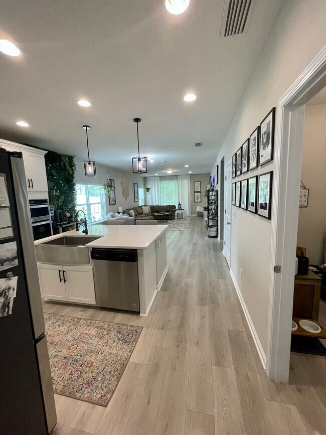 Building Photo - 2090 Hawkeye Pl