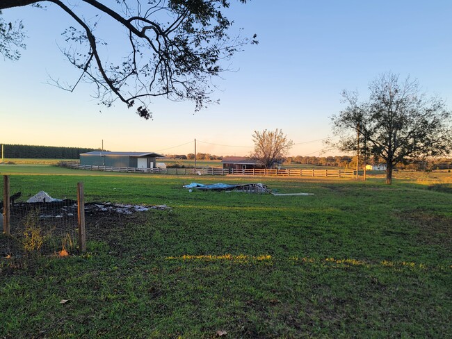 Building Photo - 1526 Mance Newton Rd