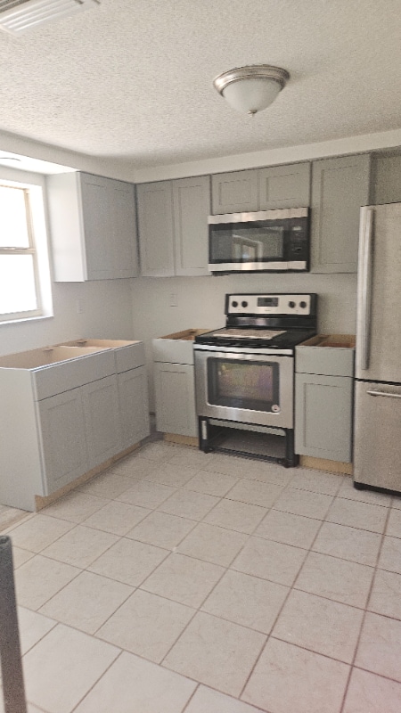 Building Photo - 15846 Adobe Dr