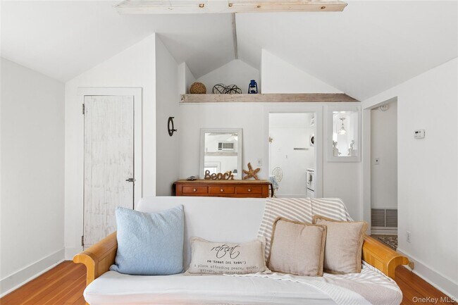 Building Photo - 3 Lincoln St