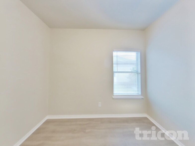 Building Photo - 11602 Morgan's Point St