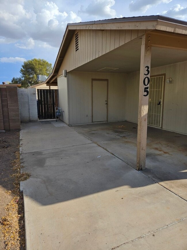 Building Photo - 3 BED 2 BATH TEMPE CORNER LOT