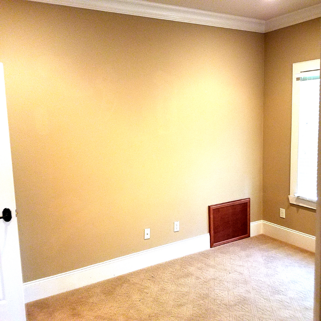 Building Photo - 1842 Ashley Hall Way