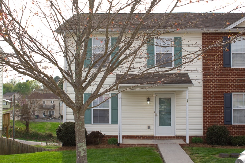 Building Photo - 85 Charleston Ln