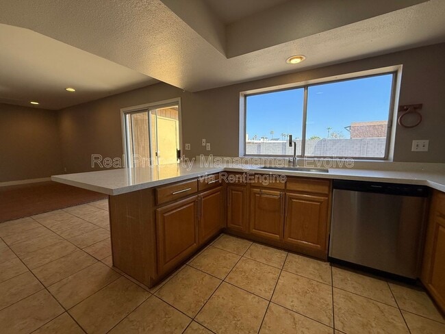 Building Photo - 3626 W Angela Dr