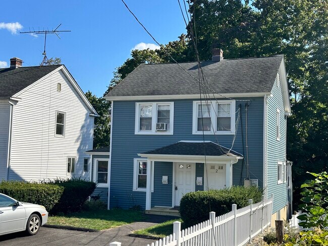 Building Photo - 18 Cold Spring Rd