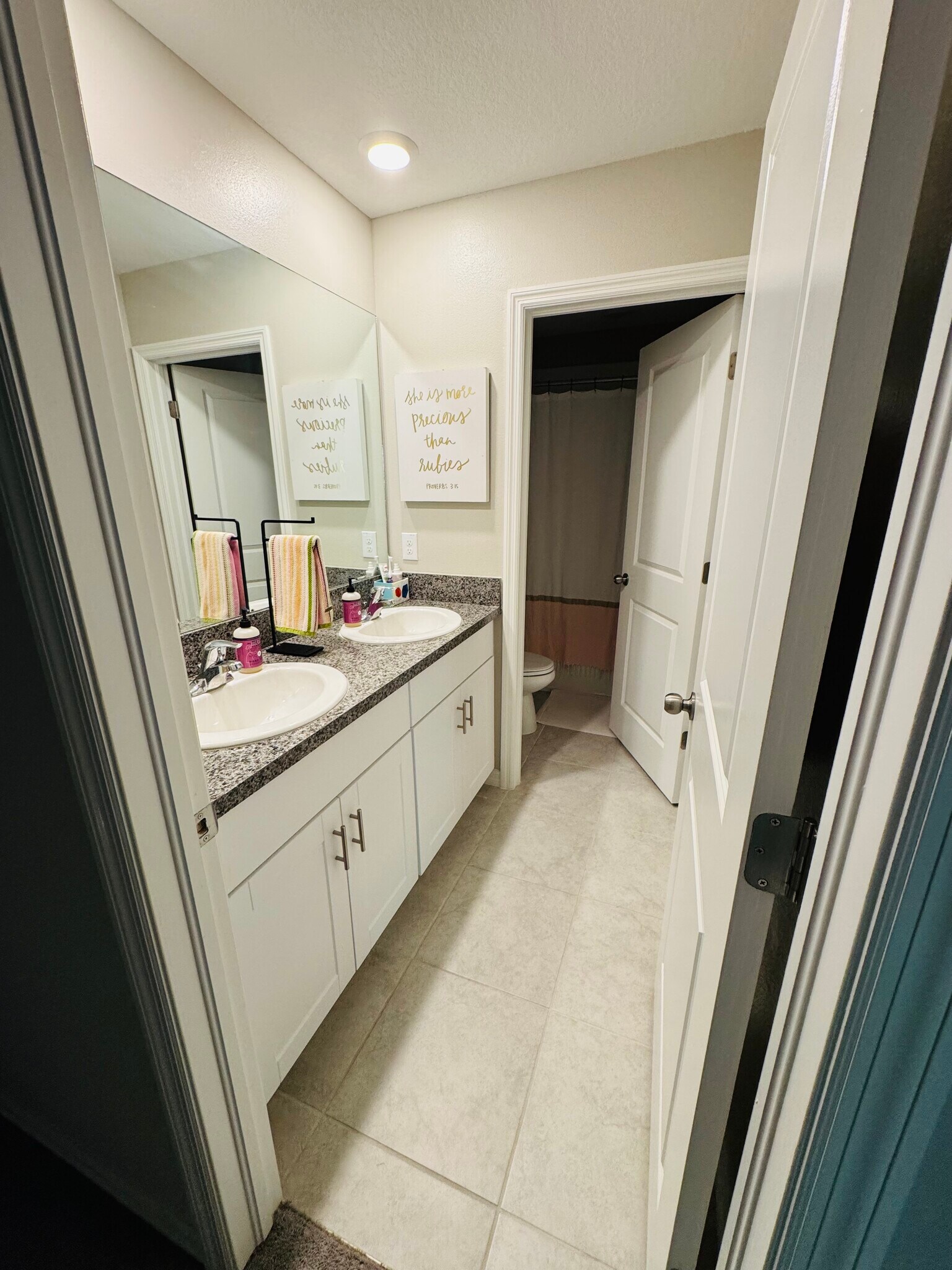 Building Photo - 7335 Canterbury Bells Ct