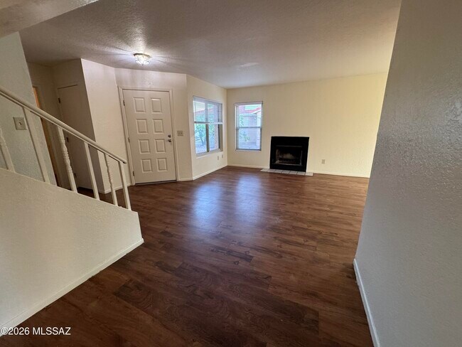 Building Photo - 5200 W Wood Owl Dr