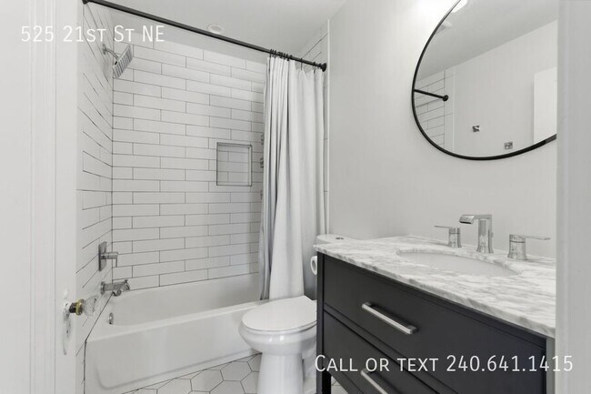 Building Photo - 525 21st St NE