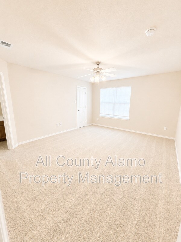 Building Photo - 4919 Celtic Cor
