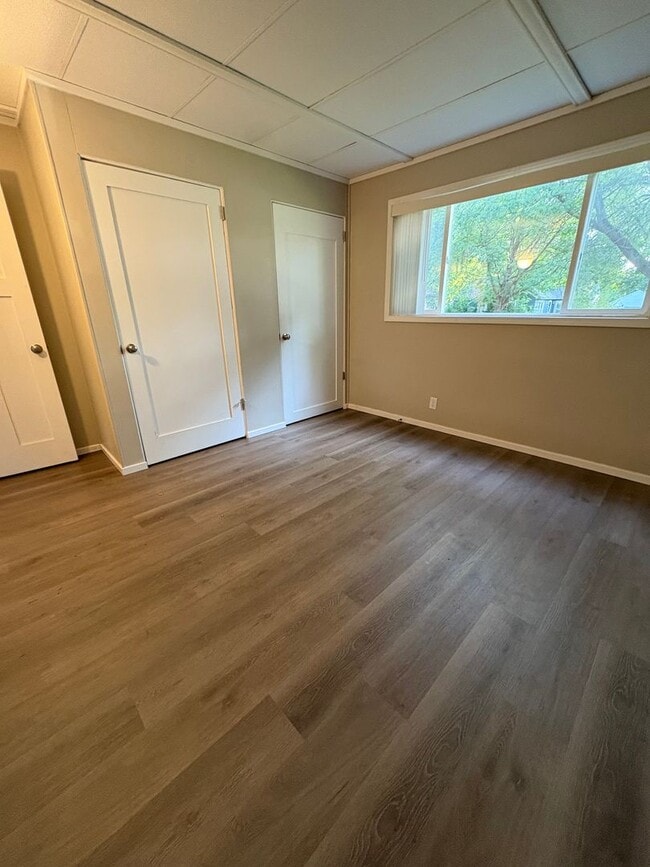 Building Photo - AI - 05 - Avon St