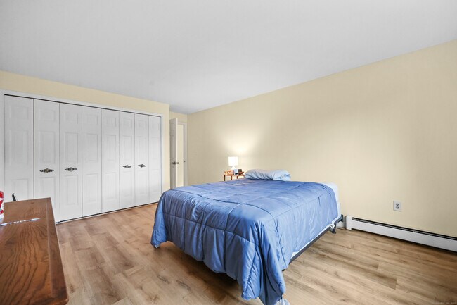 Building Photo - 60 Rambling Brook Ln