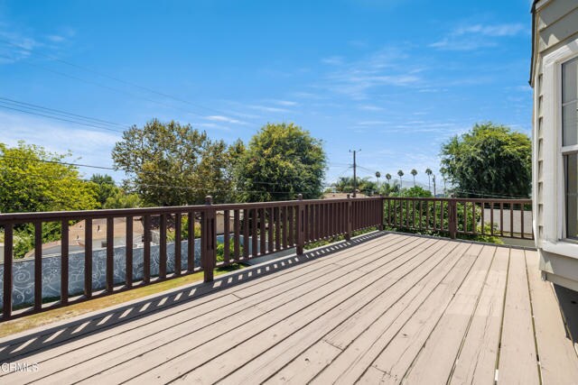 Building Photo - 1034 E Cypress Ave
