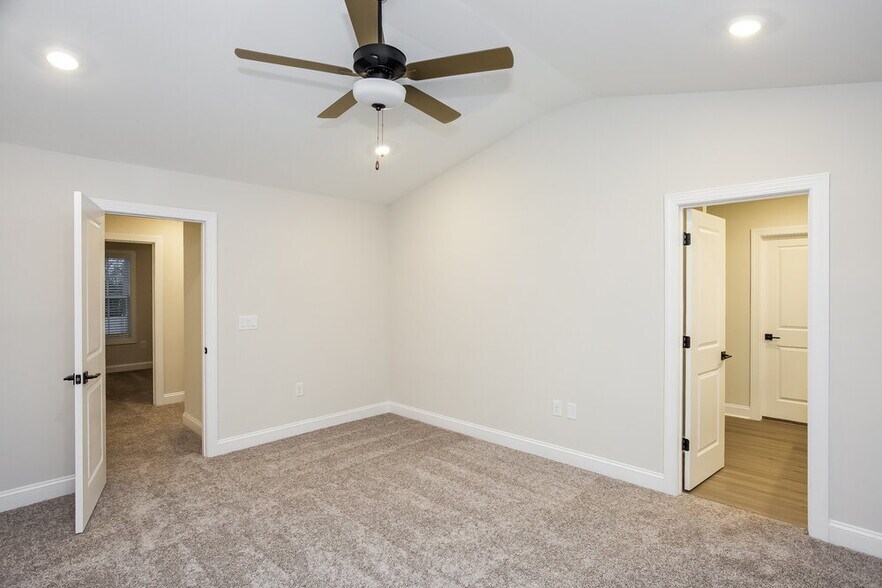 Building Photo - 170 Wembury Ln