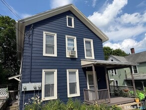 Building Photo - 106 Rockwell St