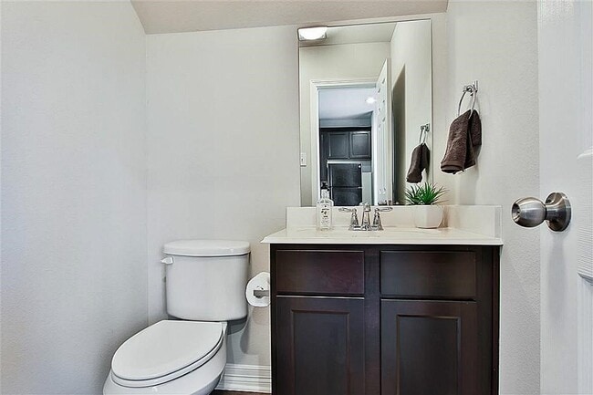 Building Photo - 34 Woodland Hills Dr