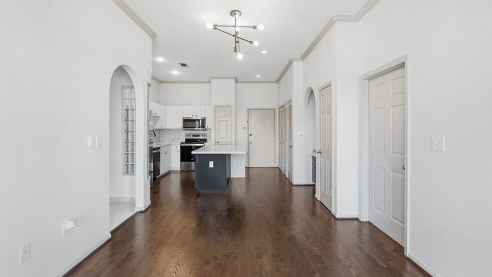 Building Photo - 1441 East St