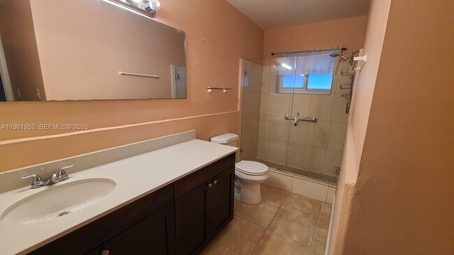 Building Photo - 6808 NW 75th St