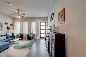 Building Photo - 9015 Lonestar Creekbend Ln