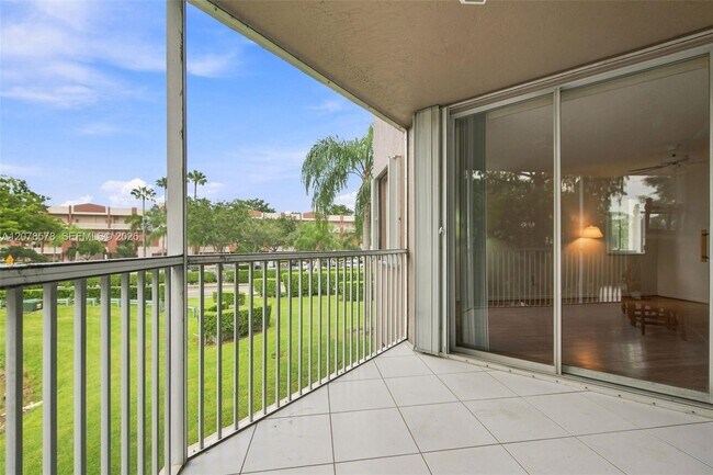 Building Photo - 7647 Granville Dr