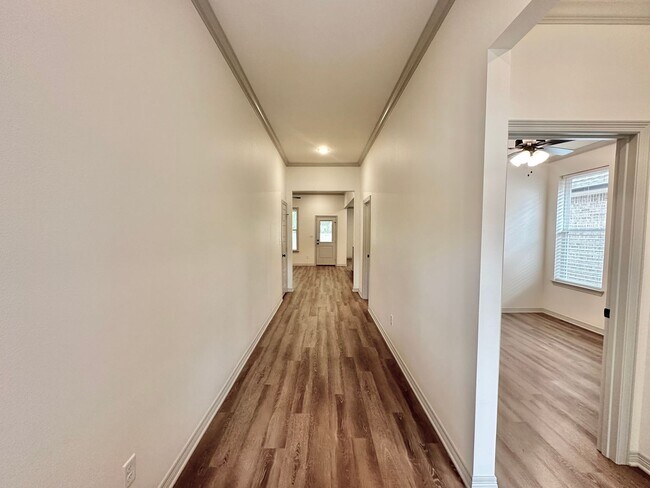 Building Photo - Coming Soon: 3 Bedroom 2 Bath Home in Tyler!