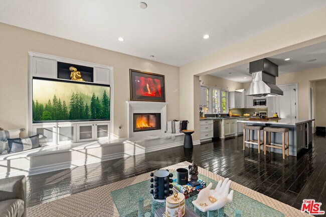 Building Photo - 25400 Prado De Las Peras