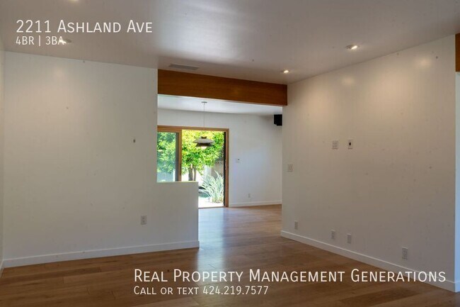 Building Photo - 2211 Ashland Ave
