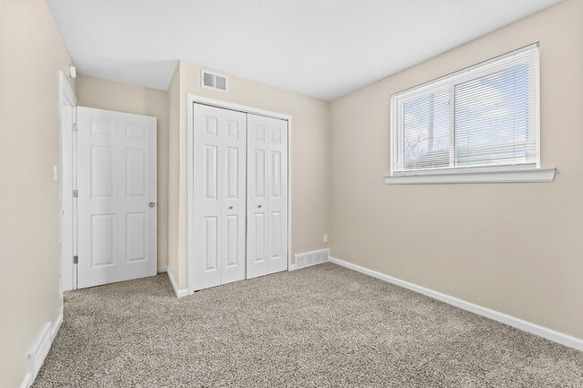 Building Photo - 23210 Huron River Dr