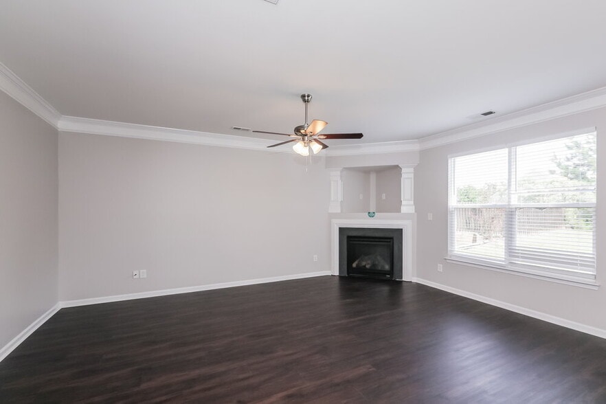 Building Photo - 16527 Falconry Way