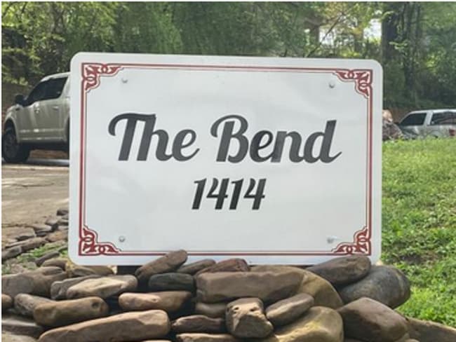 Building Photo - 6 Bedroom Pierce Ave