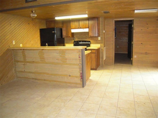 Primary Photo - 24605 Pools Creek Dr
