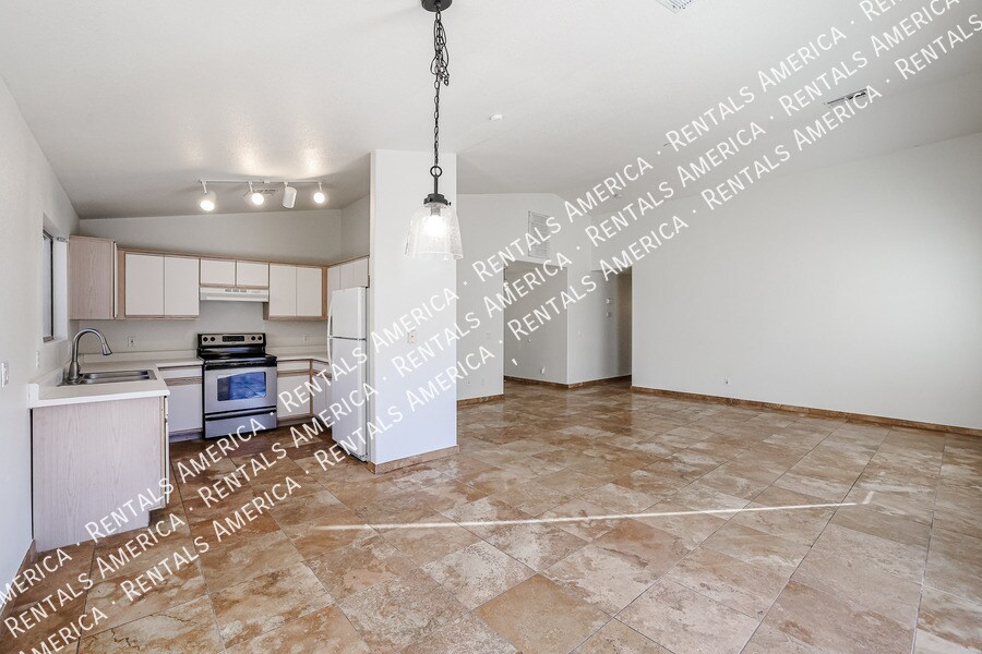 Building Photo - 9067 W Yale St